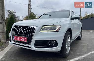 Внедорожник / Кроссовер Audi Q5 2015 в 