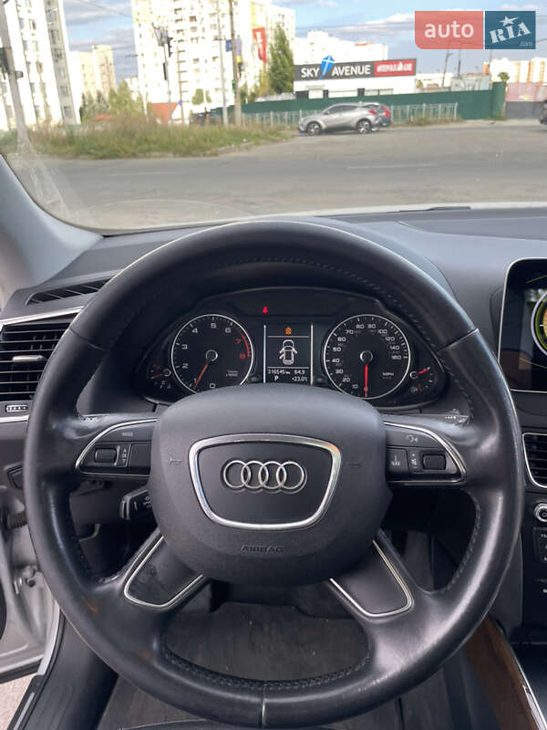 Внедорожник / Кроссовер Audi Q5 2013 в Киеве