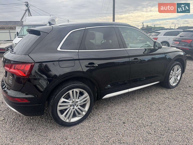 Внедорожник / Кроссовер Audi Q5 2018 в Луцке
