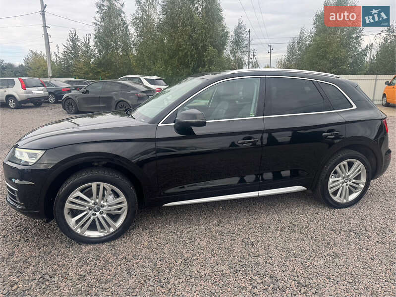 Внедорожник / Кроссовер Audi Q5 2018 в Луцке