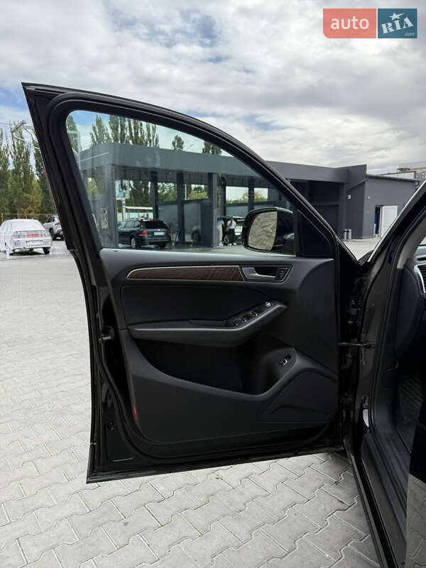 Внедорожник / Кроссовер Audi Q5 2014 в Виннице