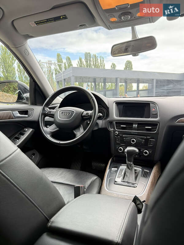 Внедорожник / Кроссовер Audi Q5 2014 в Виннице