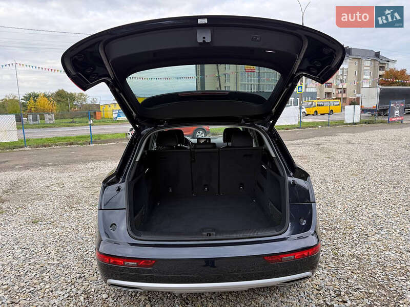 Внедорожник / Кроссовер Audi Q5 2018 в Коломые