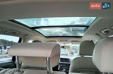 Внедорожник / Кроссовер Audi Q5 2012 в 