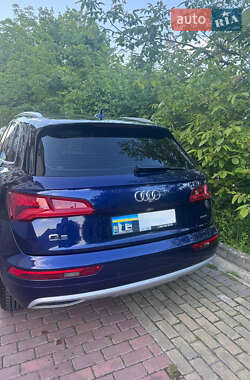 Позашляховик / Кросовер Audi Q5 2017 в 
