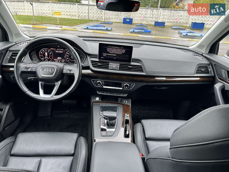 Позашляховик / Кросовер Audi Q5 2019 в Василькові