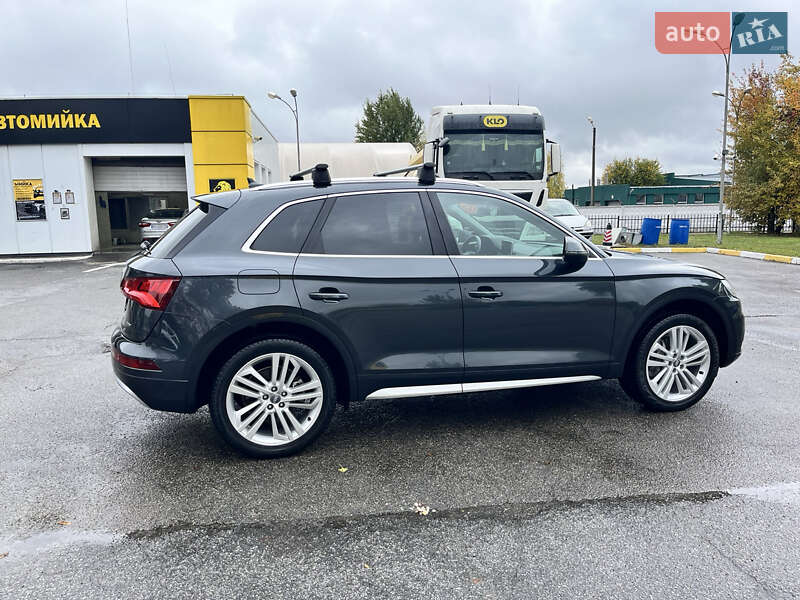 Позашляховик / Кросовер Audi Q5 2019 в Василькові