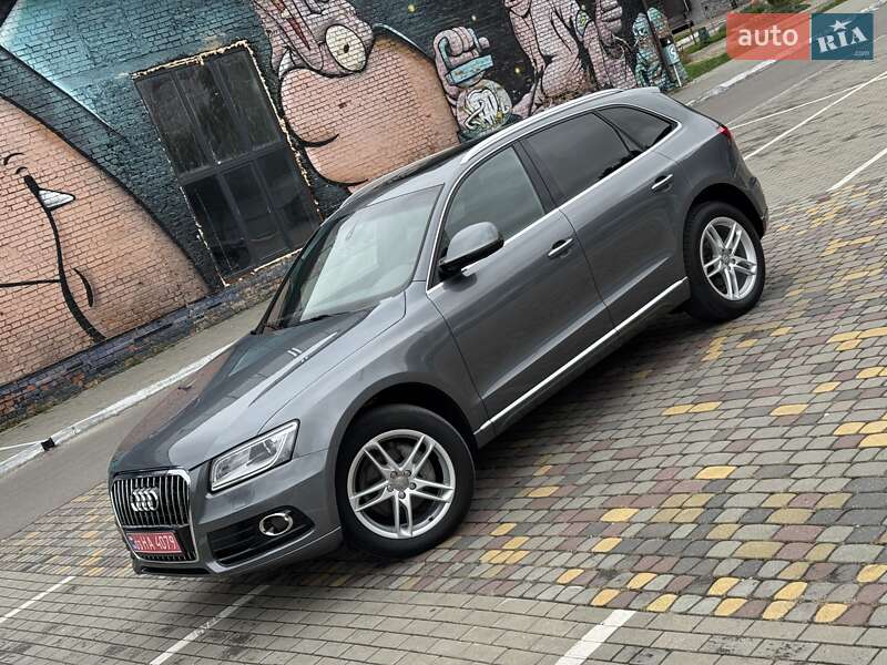 Внедорожник / Кроссовер Audi Q5 2016 в Луцке