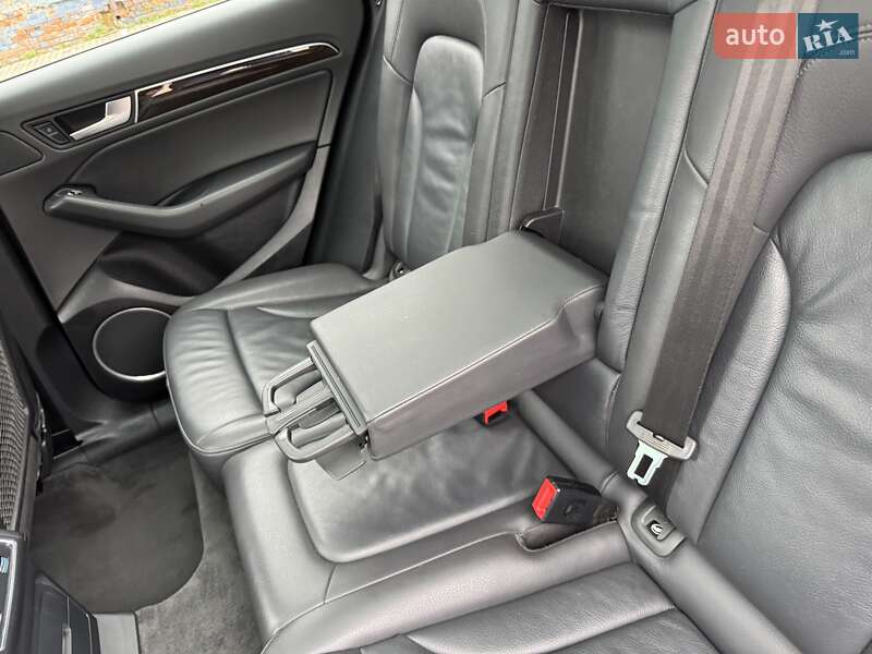 Внедорожник / Кроссовер Audi Q5 2016 в Луцке