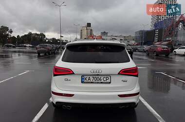 Внедорожник / Кроссовер Audi Q5 2012 в 