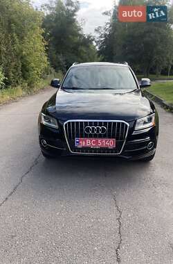 Внедорожник / Кроссовер Audi Q5 2015 в 