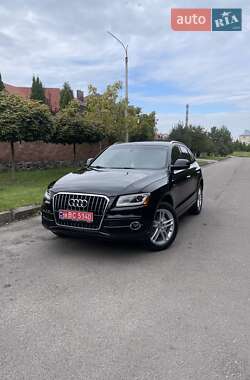 Внедорожник / Кроссовер Audi Q5 2015 в 
