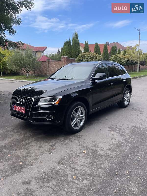 Внедорожник / Кроссовер Audi Q5 2015 в Ровно