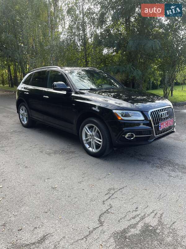 Внедорожник / Кроссовер Audi Q5 2015 в Ровно