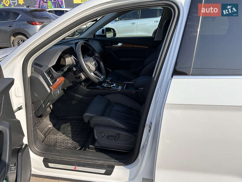 Внедорожник / Кроссовер Audi Q5 2022 в Киеве фото 12 Внедорожник / Кроссовер Audi Q5 2022 в Киеве
