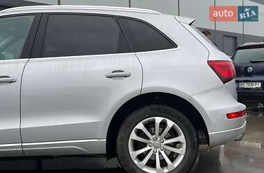 Позашляховик / Кросовер Audi Q5 2015 в 