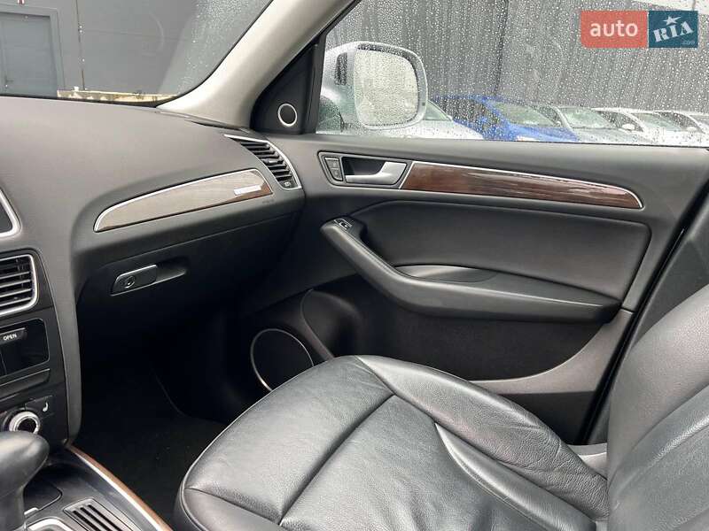 Внедорожник / Кроссовер Audi Q5 2015 в Львове