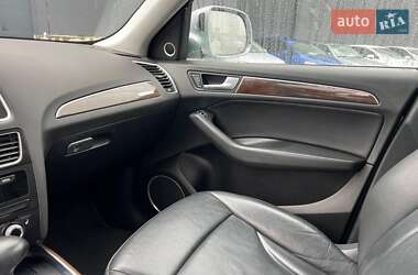 Позашляховик / Кросовер Audi Q5 2015 в 