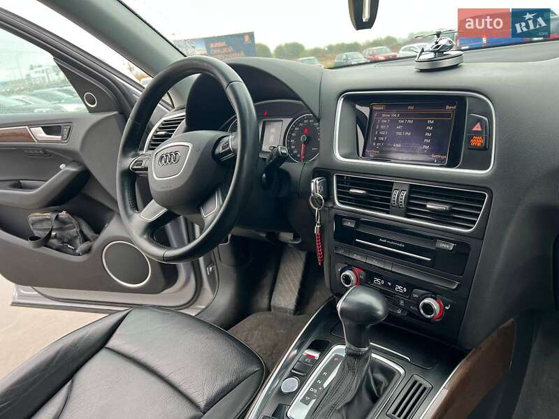 Внедорожник / Кроссовер Audi Q5 2015 в Львове