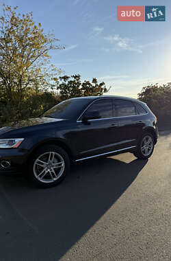 Внедорожник / Кроссовер Audi Q5 2015 в Томаковке