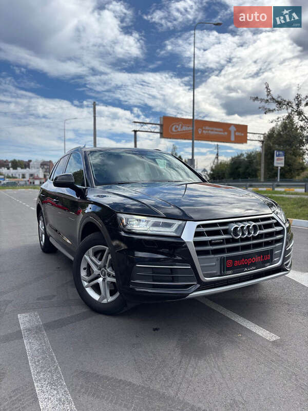 Внедорожник / Кроссовер Audi Q5 2018 в Белогородке