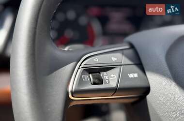 Внедорожник / Кроссовер Audi Q5 2023 в 