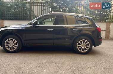 Внедорожник / Кроссовер Audi Q5 2015 в 