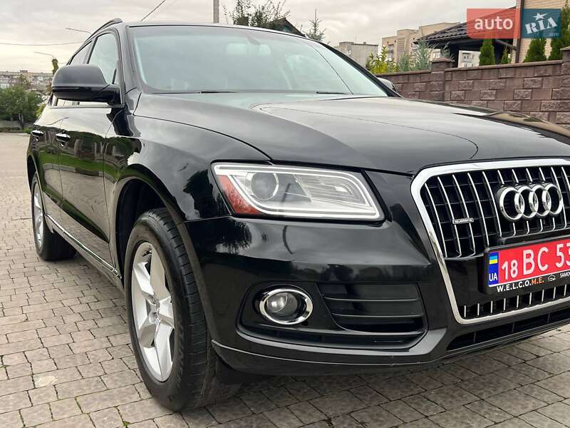 Позашляховик / Кросовер Audi Q5 2015 в Рівному