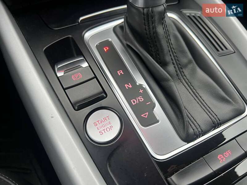 Позашляховик / Кросовер Audi Q5 2015 в Рівному