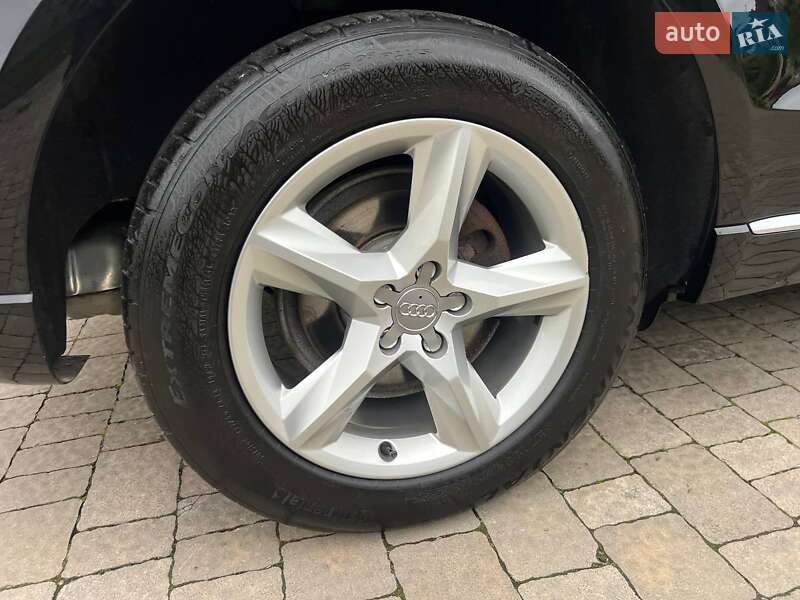 Позашляховик / Кросовер Audi Q5 2015 в Рівному