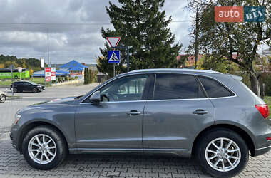 Внедорожник / Кроссовер Audi Q5 2012 в 
