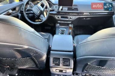 Внедорожник / Кроссовер Audi Q5 2017 в Киеве