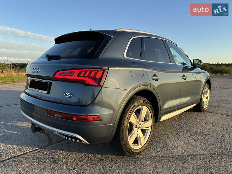 Внедорожник / Кроссовер Audi Q5 2018 в Луцке