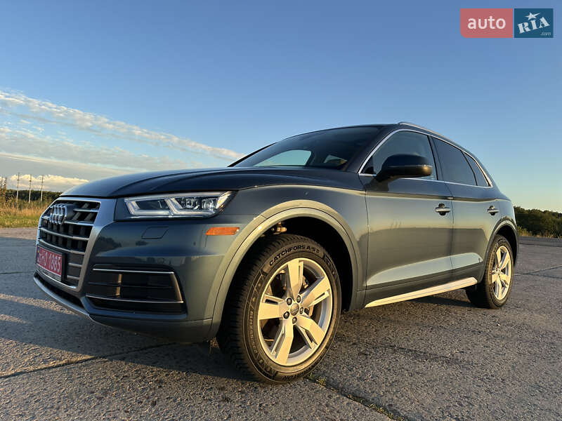 Внедорожник / Кроссовер Audi Q5 2018 в Луцке