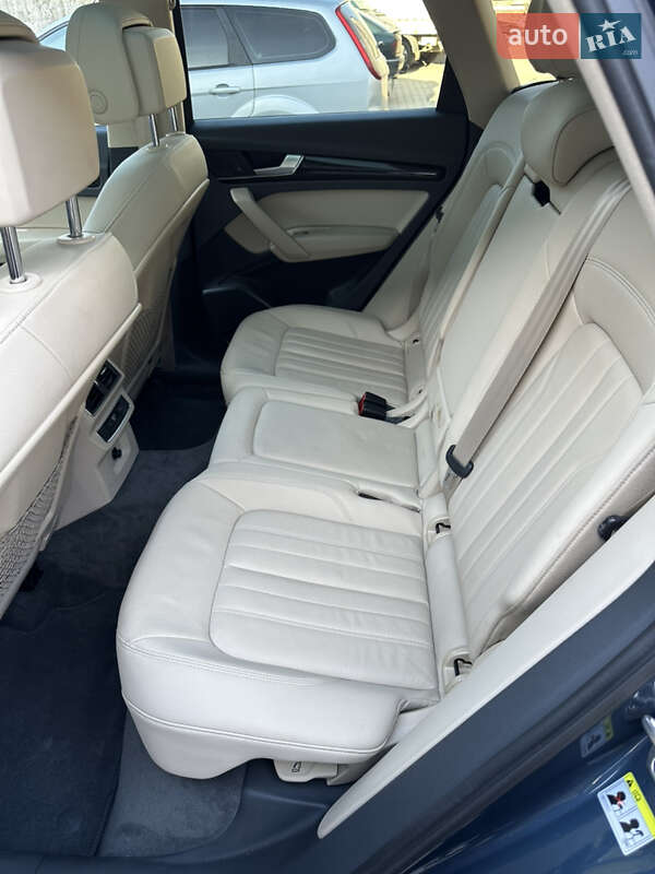 Внедорожник / Кроссовер Audi Q5 2018 в Луцке