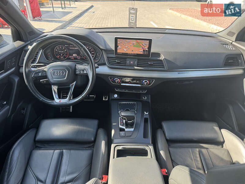 Позашляховик / Кросовер Audi Q5 2017 в Одесі