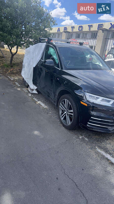 Позашляховик / Кросовер Audi Q5 2017 в Одесі