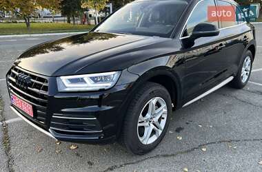 Внедорожник / Кроссовер Audi Q5 2017 в Киеве