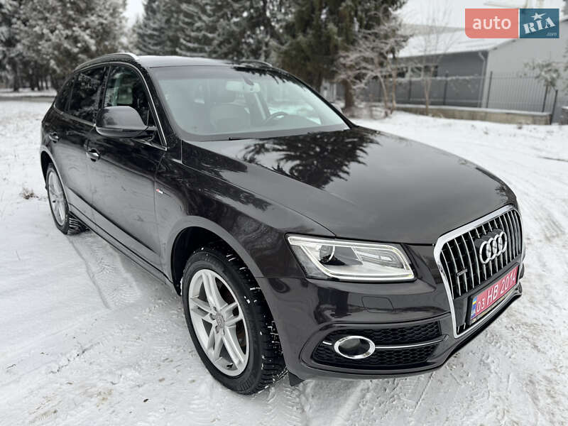 Позашляховик / Кросовер Audi Q5 2017 в Чернівцях