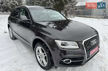 Позашляховик / Кросовер Audi Q5 2017 в 