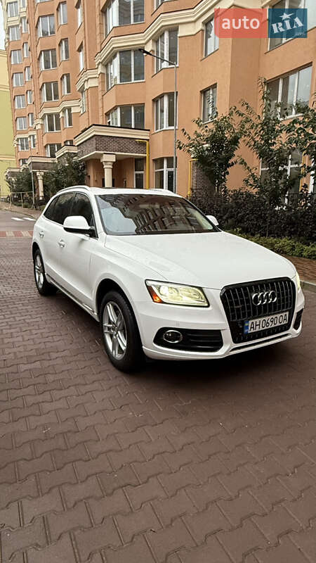 Позашляховик / Кросовер Audi Q5 2014 в Києві