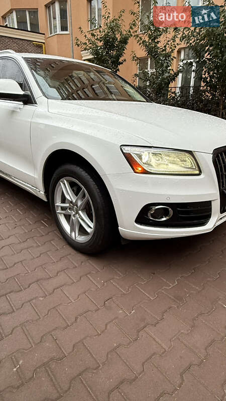 Позашляховик / Кросовер Audi Q5 2014 в Києві