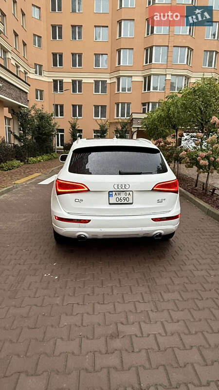 Позашляховик / Кросовер Audi Q5 2014 в Києві