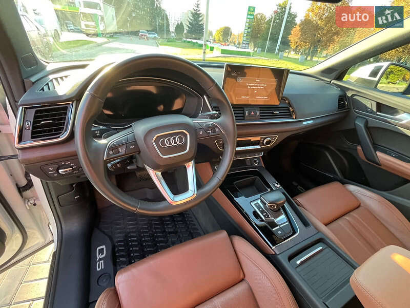 Внедорожник / Кроссовер Audi Q5 2020 в Луцке