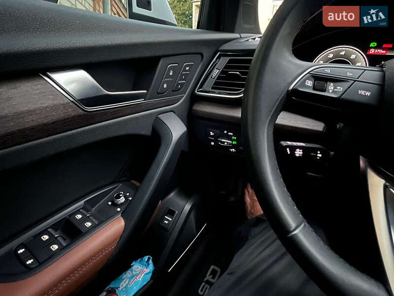 Внедорожник / Кроссовер Audi Q5 2020 в Луцке