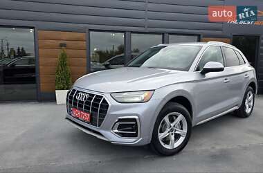 Позашляховик / Кросовер Audi Q5 2021 в Рівному