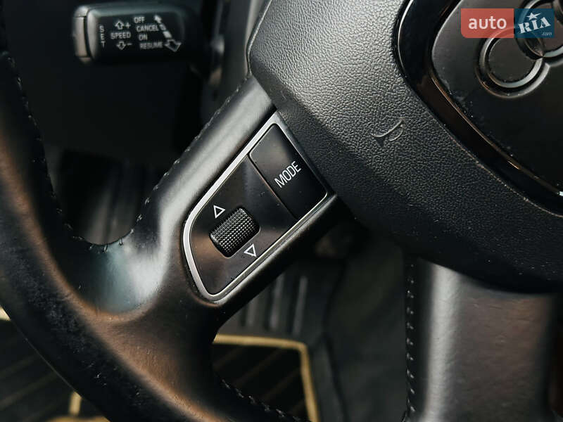 Внедорожник / Кроссовер Audi Q5 2011 в Харькове