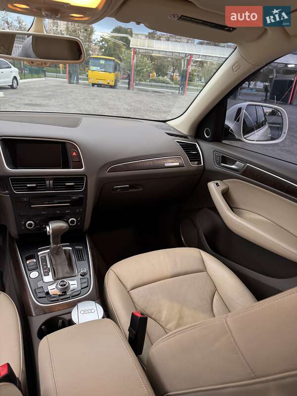 Позашляховик / Кросовер Audi Q5 2014 в Києві
