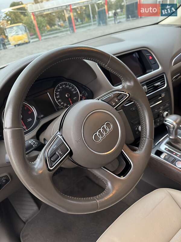 Позашляховик / Кросовер Audi Q5 2014 в Києві