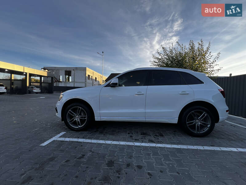 Позашляховик / Кросовер Audi Q5 2014 в Вінниці